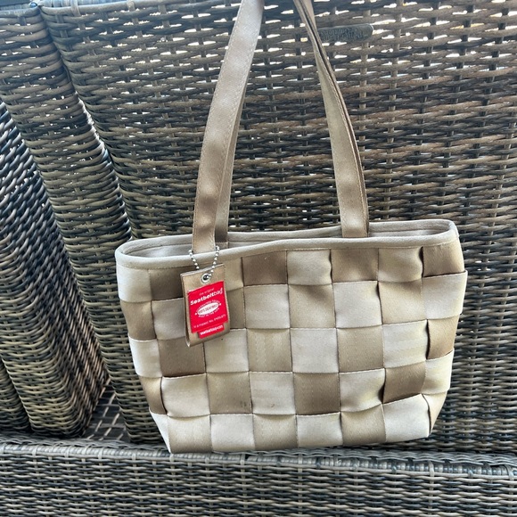 HARVEY'S Woven Recycled Seatbelt Camel Tan Bucket Tote Shoulder Bag - Picture 1 of 11